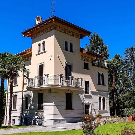 Villa Chiara B&B Biandronno المظهر الخارجي الصورة