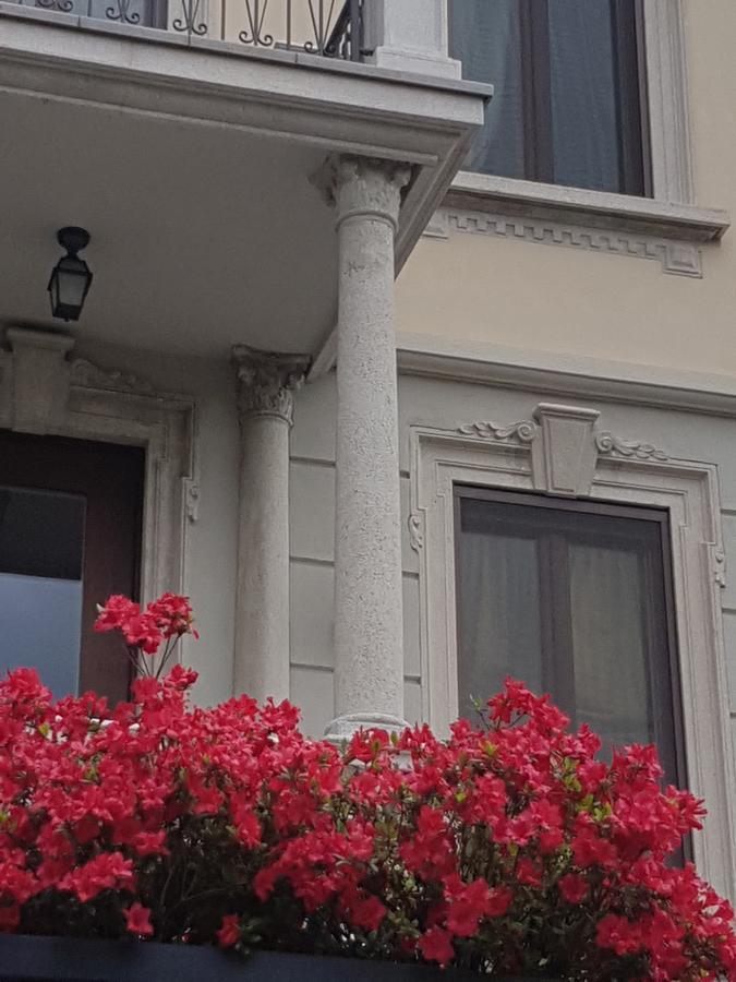 Villa Chiara B&B Biandronno المظهر الخارجي الصورة