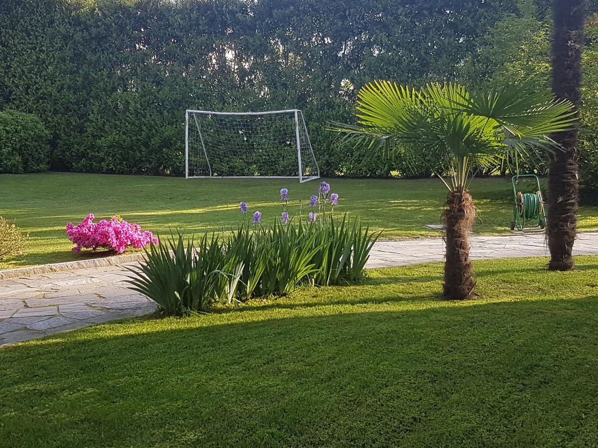 Villa Chiara B&B Biandronno المظهر الخارجي الصورة