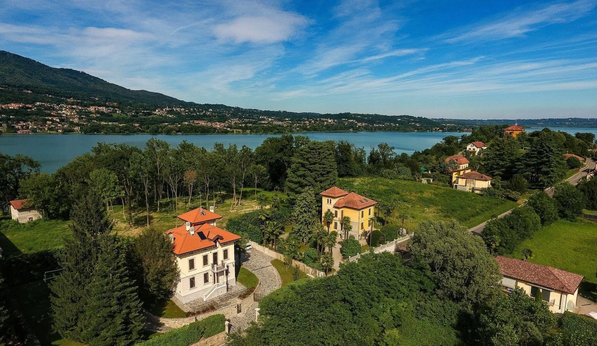 Villa Chiara B&B Biandronno المظهر الخارجي الصورة