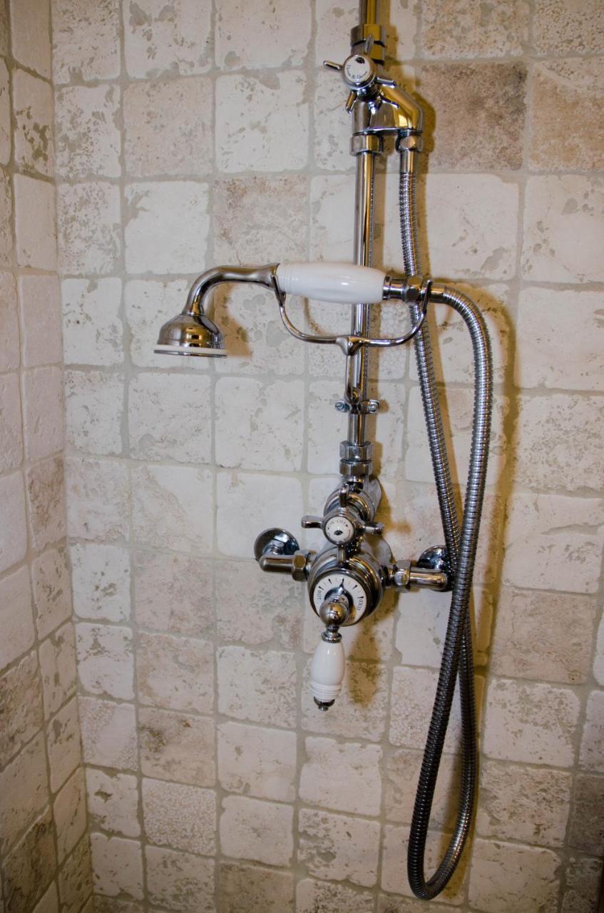 Villa Chiara B&B Biandronno المظهر الخارجي الصورة